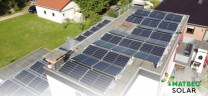 Solar PV - Anlage auf einem Flachdach (Bild: Hermann Donnik ENA / Matbec Solar)